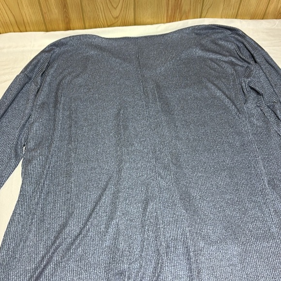 Jennifer Lopez Gray and Blue Shimmer Tunic - Picture 7 of 7